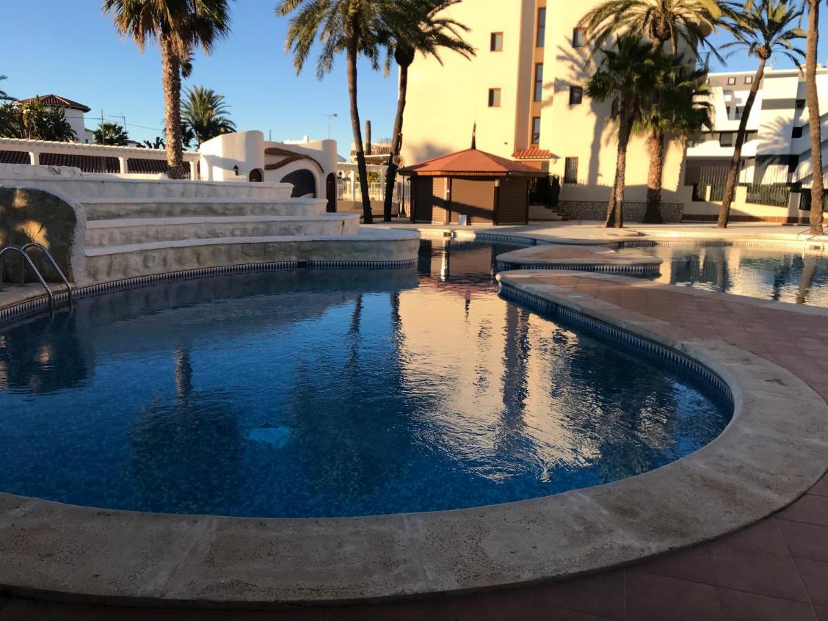Estudio En Denia Con Piscina Y Wifi Privada, A 100 M Del Mar Екстер'єр фото